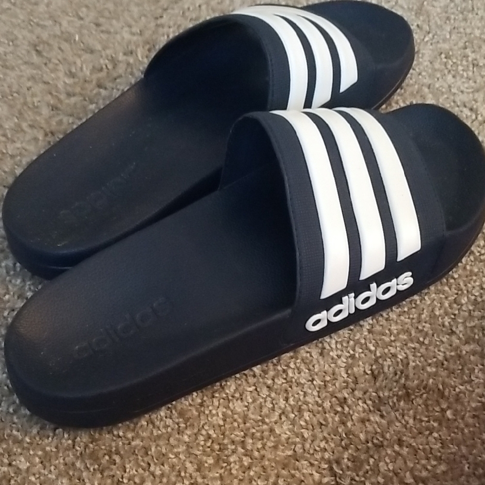 Mens Adidas Navy and White Slide Sandals. Size 11